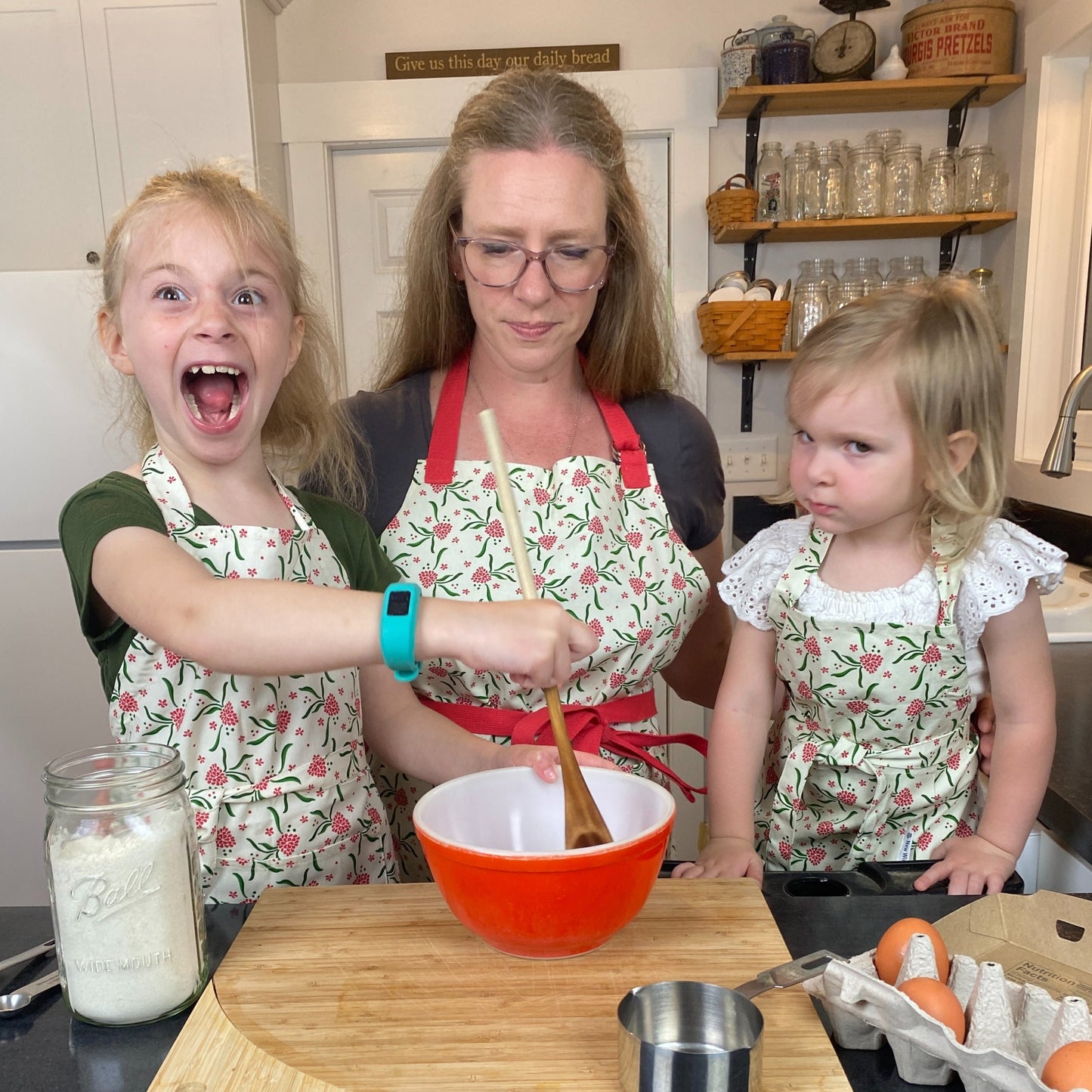 Apron-Children's | Raspberry Ripple