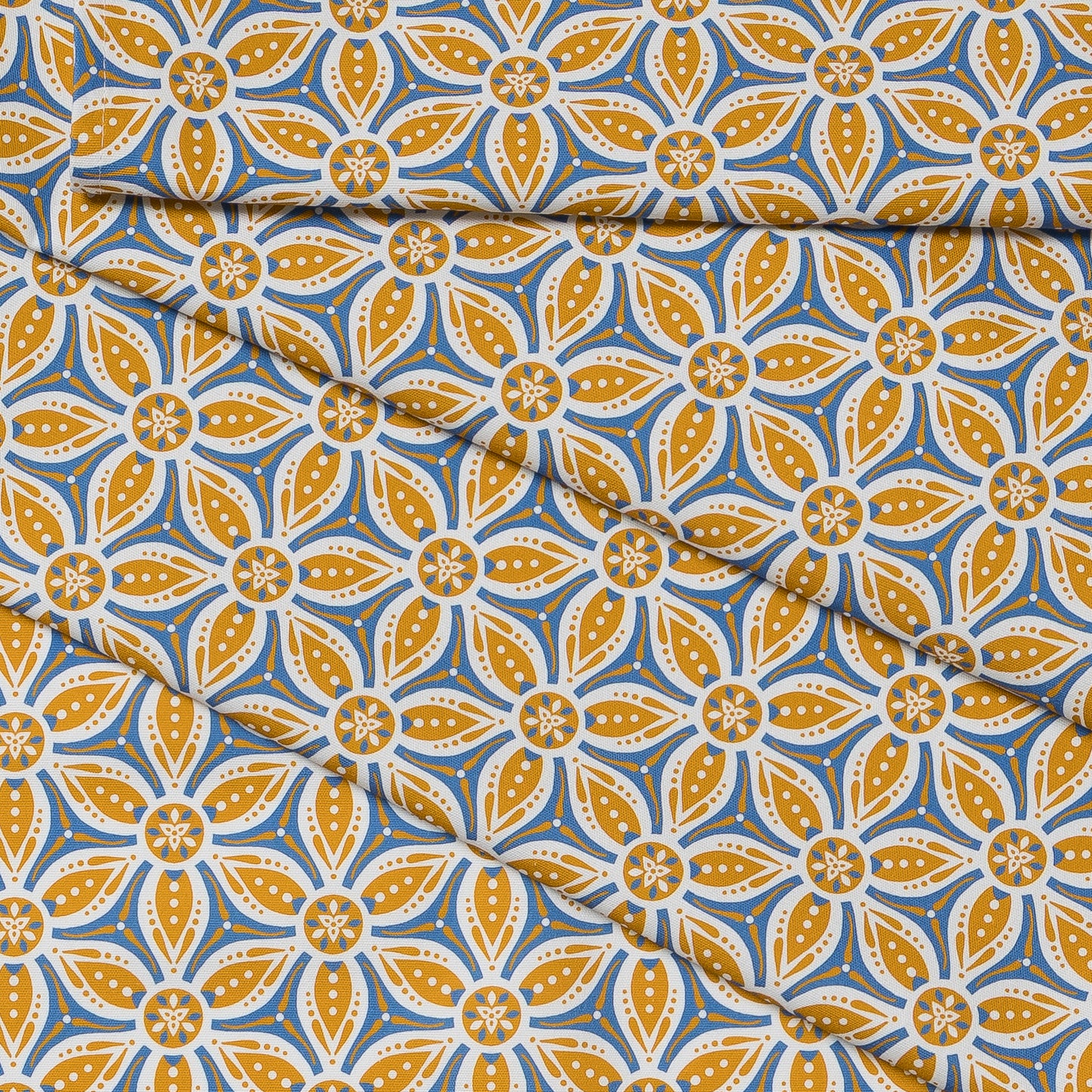 Table Runner | More Bees Please
