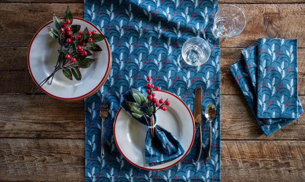 Table Runner & Everyday Napkin Set | Berry Frost