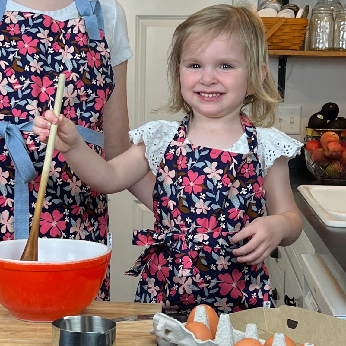 Apron-Children's | Flower Field